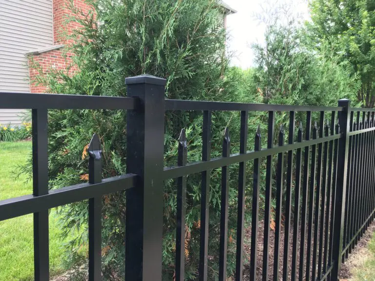 Aluminum Fence installation service