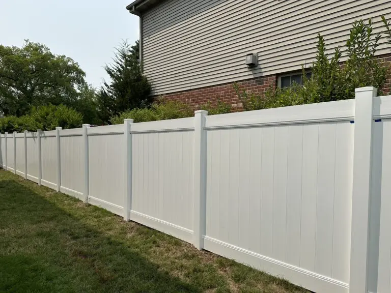 Vinyl Fence Photo