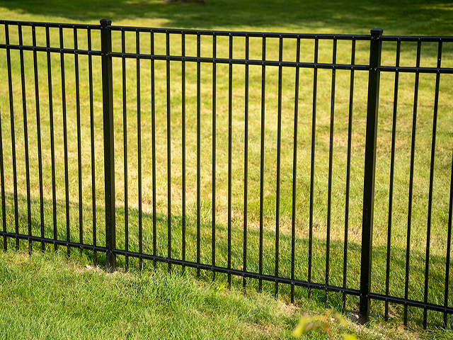 Black Aluminum Fence 4 Foot - Fence Installed in Aurora, Illinois