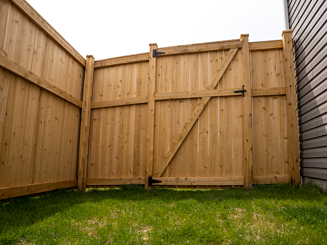 Photo of Wood Privacy Fence Installed in Des Plaines, Illinois