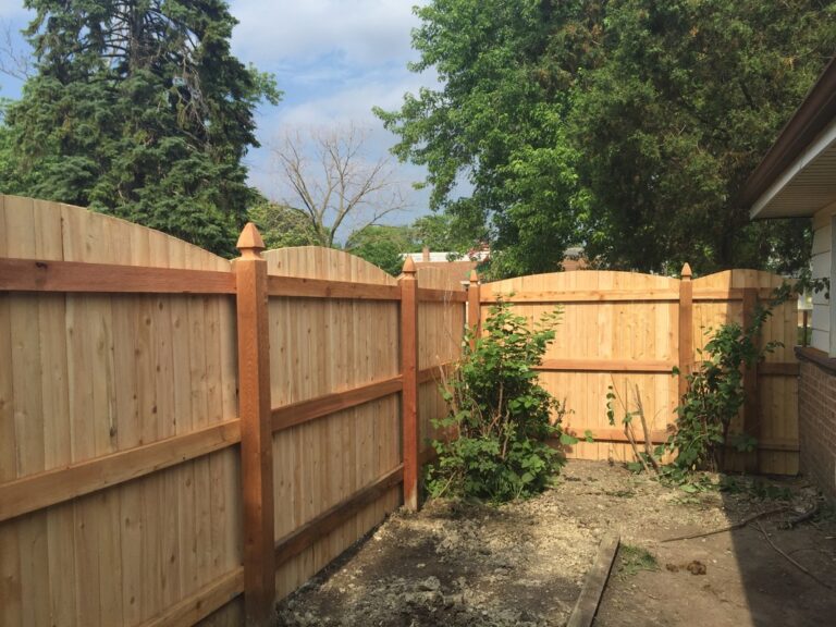 cedar-fence-privacy-cut-arch