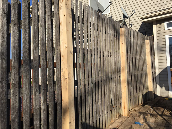 Photo of wood fence repair Naperville, IL