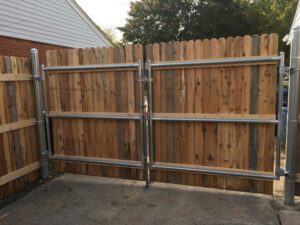 wood-privacy-fence-driveway-gate